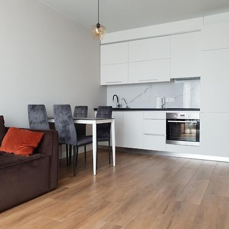 Nyvky Like Home - Fayna Town - Apt 398 Киев Номер фото