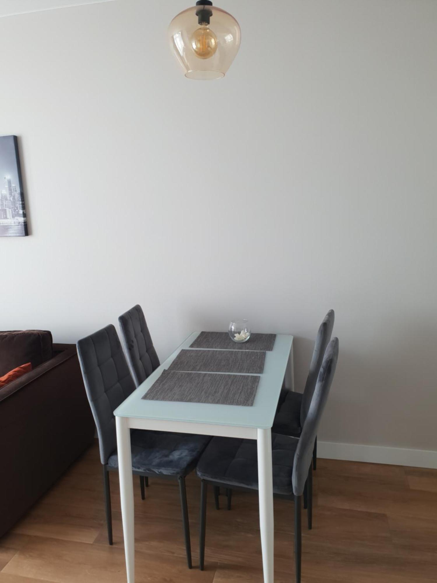 Nyvky Like Home - Fayna Town - Apt 398 Киев Номер фото